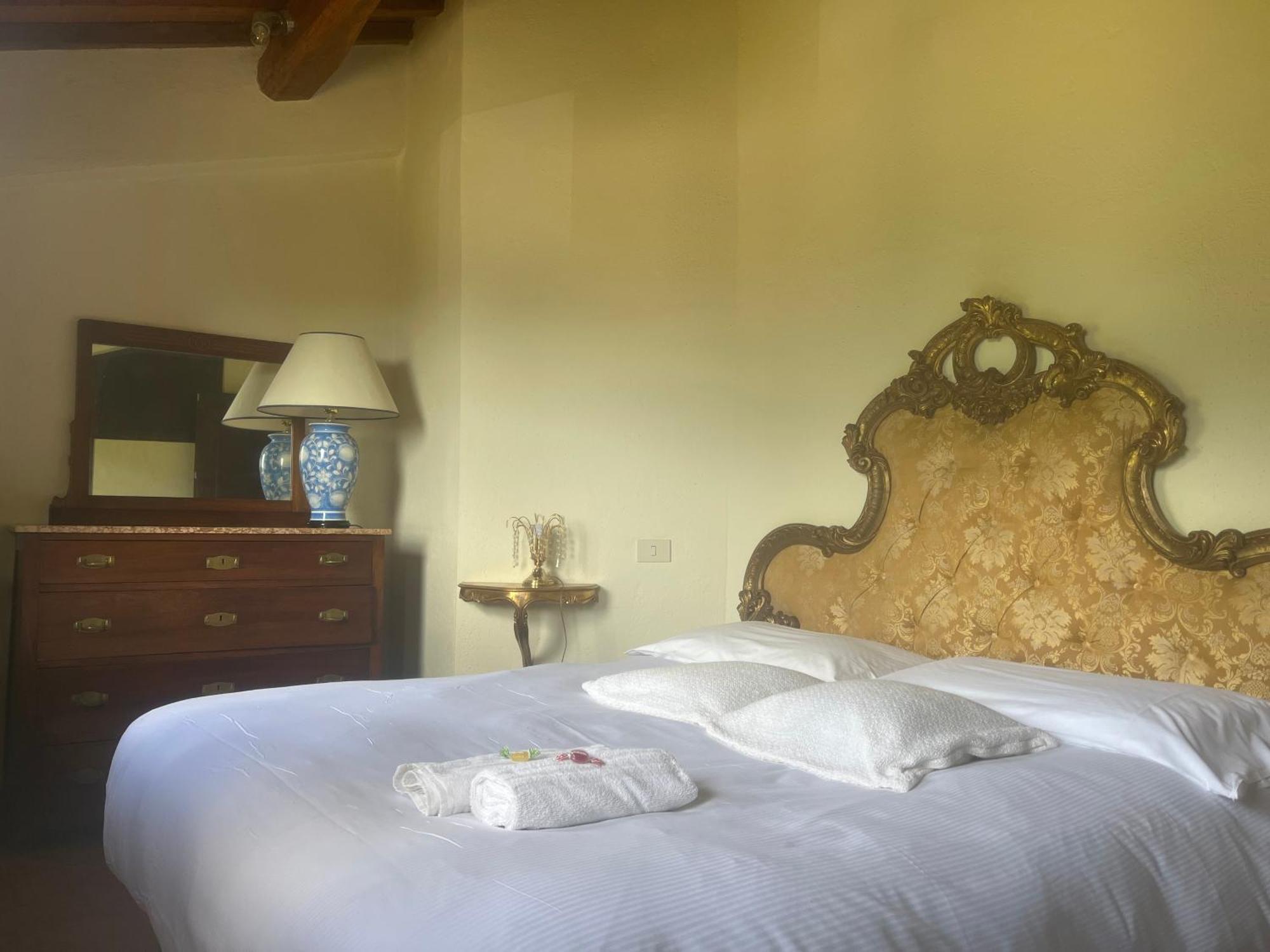 Il Fiorino Di Badia Apartment Badia A Passigano ภายนอก รูปภาพ